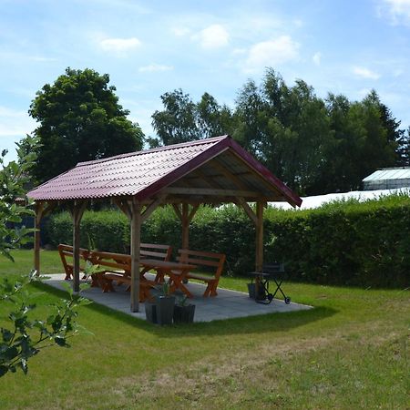 Gospodarstwo Agroturystyczne Damroka Szymbark (Pomerania) Exterior foto